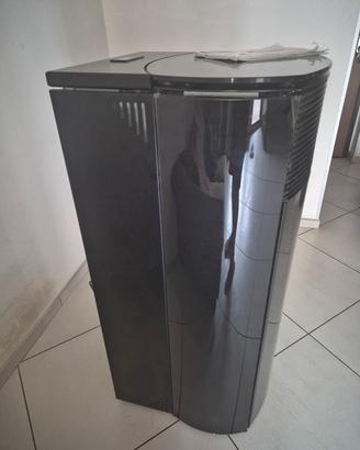 Ungaro Aqa 8-30 kw hydro