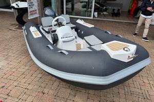 SUR MARINE ST330 + YAMAHA 25CV. Anno 2024