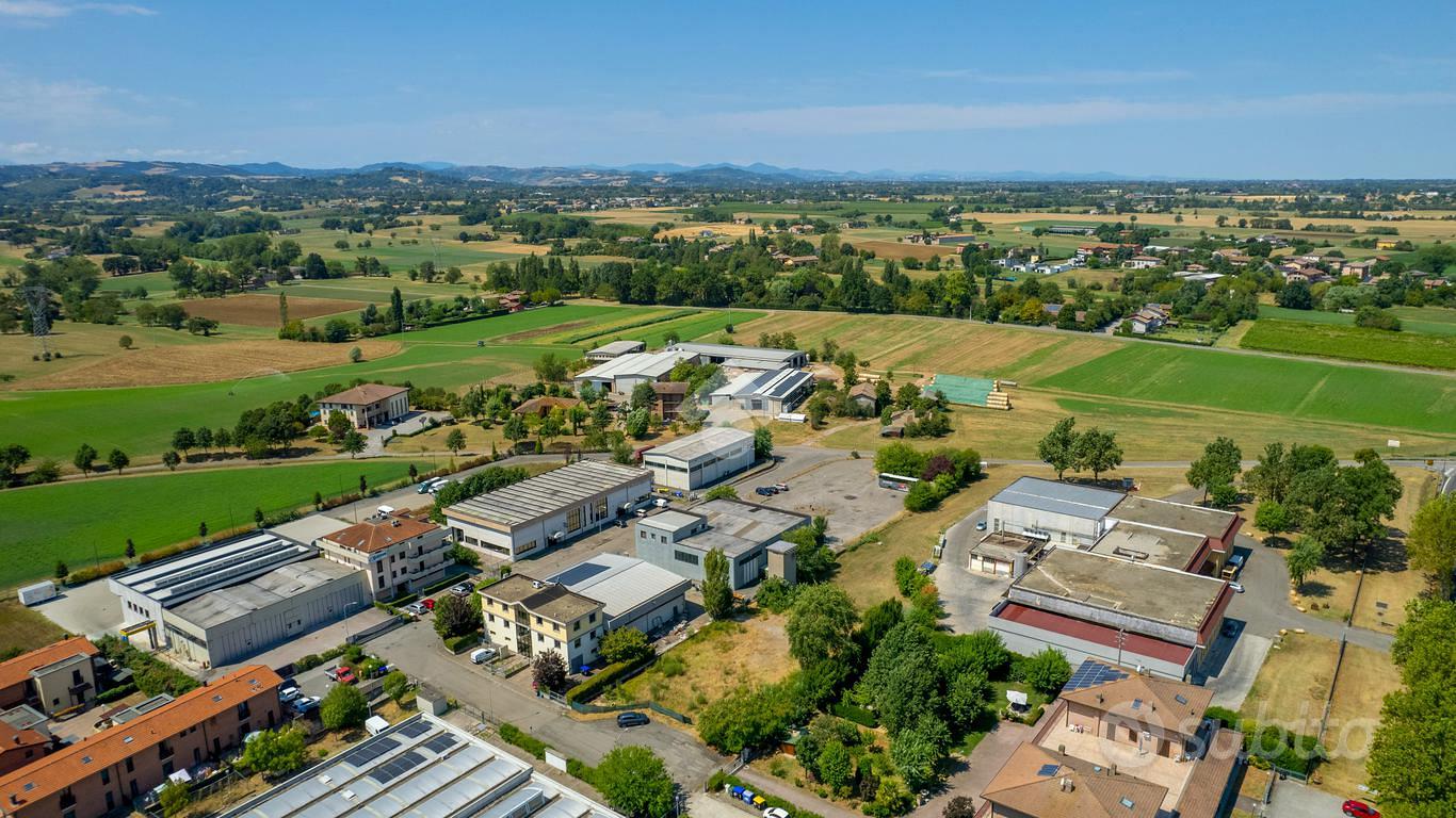 TERRENO A REGGIO NELL'EMILIA - Altro