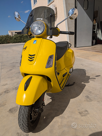 Vespa 300 gts super sport