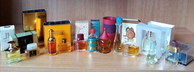 Lotto di mignon di profumi vintage griffati