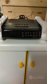 radiosveglia digitale da comodino o tavolo Grundig