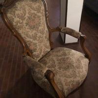 Poltrona stile antico
