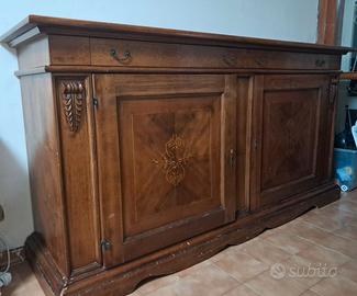 Servante in legno  decorato