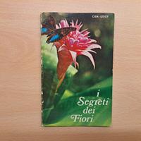 Libro vintage I segreti dei fiori