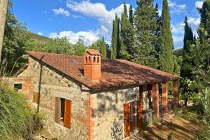 Rustico / Casale di 120 m² con 5 locali a Anghiari