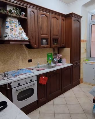Cucina Completa + Tavolo + Piattaia