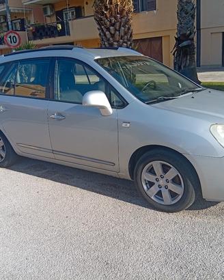 Kia carens 2008 ..2000 -crdi- 140 cavalli