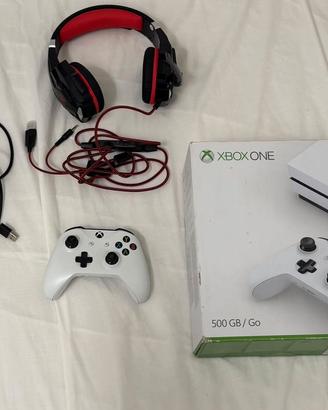 Xbox One S  funzionante con 2  controller 