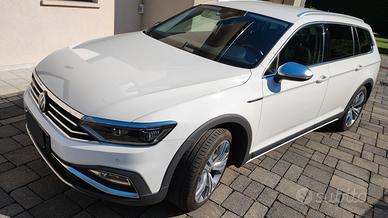 VW Passat Alltrack 2.0 tdi