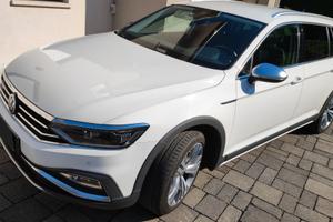 VW Passat Alltrack 2.0 tdi