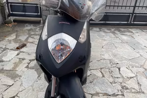 Honda dylan 125