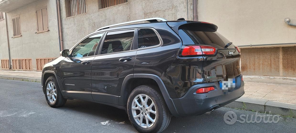 JEEP Cherokee 4ªs. 14-18