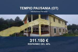 Immobile in asta di 341 m² con più di 5 locali a T