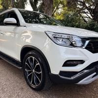 Ssangyong REXTON 2.2d 181cv 4WD 4x4 Gancio Traino!