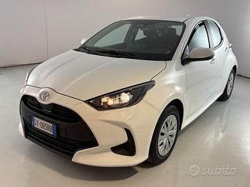 TOYOTA Yaris IV 2020 - Yaris 1.5h Active