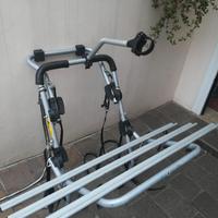 Porta biciclette per auto