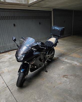 Kawasaki ER6F