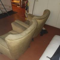 2 poltroncine
