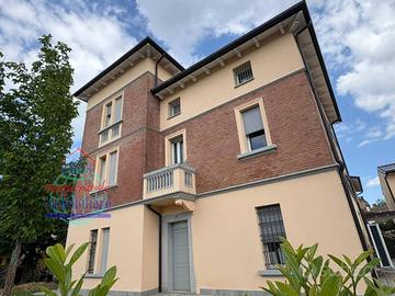 Villa di 196 m² con più di 5 locali e box auto a S