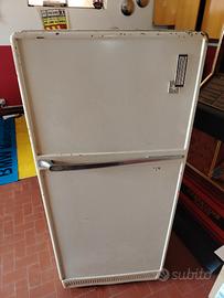 Frigorifero Fiat Anni 60 non funzionante 