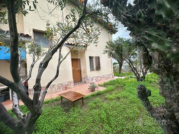 Villa bifamiliare Capoterra [Cod. rif 3334823VRG]