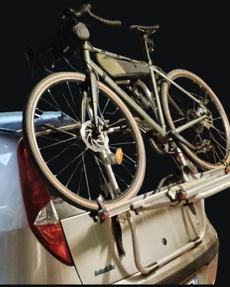 Portabici per auto 
