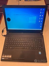 Lenovo - Portatile 15,6" con schermo difettoso