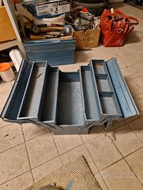 casetta porta attrezzi 