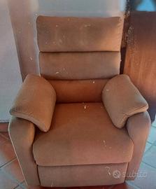 Poltrona elettrica reclinabile