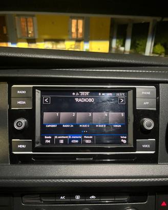 Autoradio Volkwagen T6 anno 2021