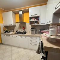 Cucina angolare completa