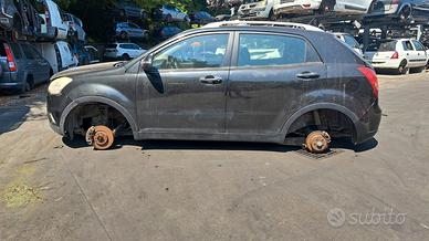 SSANGYONG KORANDO 2011 SOLO PER RICAMBI