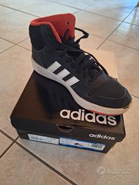 Scarpe sportive Adidas
