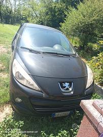 Peugeot 207 1.4 F. e. r. m. o. A. m. m. 