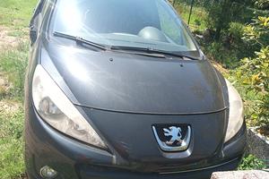 Peugeot 207 1.4 F. e. r. m. o. A. m. m. 
