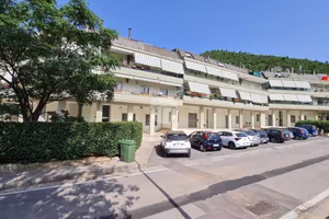 4 LOCALI A PELLEZZANO