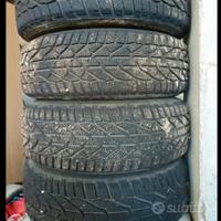 gomme invernali 215 65 16