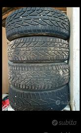 gomme invernali 215 65 16