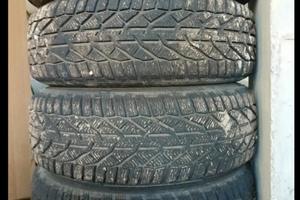 gomme invernali 215 65 16