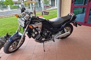 Yamaha fzx 750