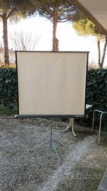 Schermo da proiezione avvolgibile per proiettarci