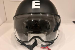 Casco Momo Design S