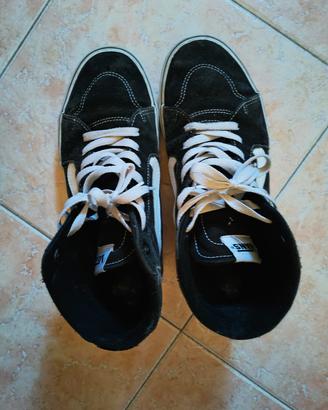  Vans Filmore