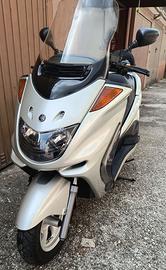 Yamaha  Majesty 250 - perfettamente funzionante
