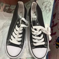 Scarpe simil converse