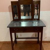 Mobile antico