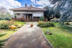 VILLA SINGOLA A ANGUILLARA SABAZIA