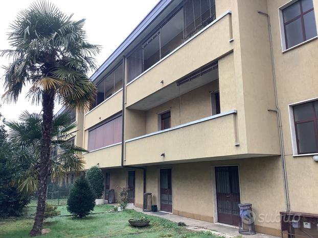 Trilocale in piccola palazzina non arredato