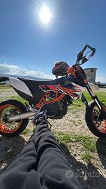 Ktm 690 smc-r